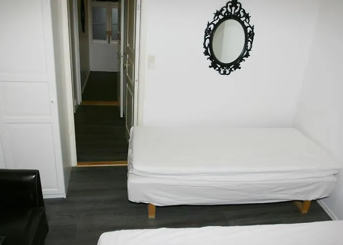 3 Bedroom - Perfect Location - Harbour-train-bus-citycenter Bergen